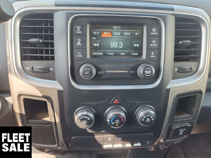 2014-ram-3500-slt-image-14