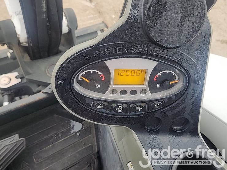2022-bobcat-e35-image-26