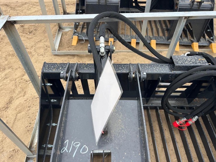 unused-landhonor-rgb-11-72w---72"-rock-grapple-bkt-image-5