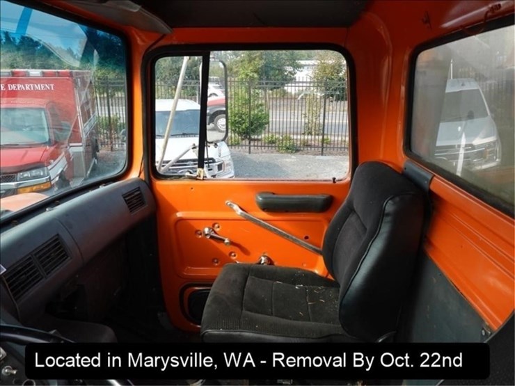 ford-l8000-image-24