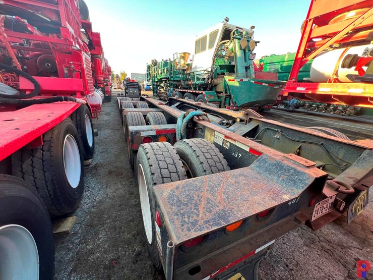 2007-fontaine-lowboy-image-5