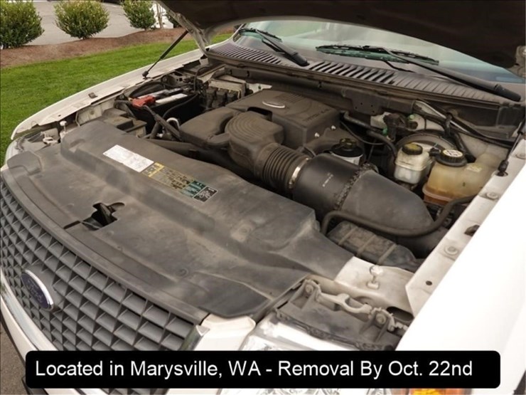 2004-ford-expedition-image-25