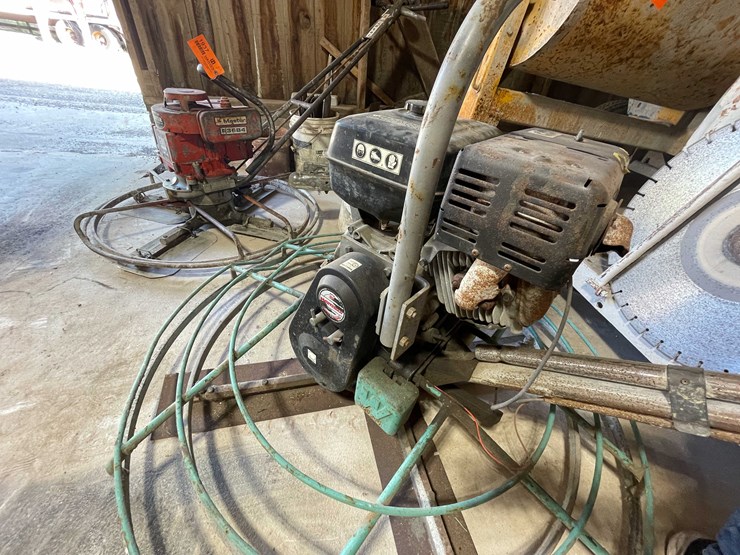 #1936-•-whiteman-concrete-finishing-machine-image-6