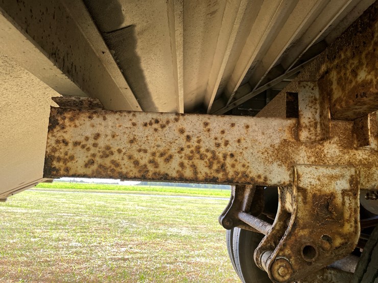 timpte-42'-hopper-image-18