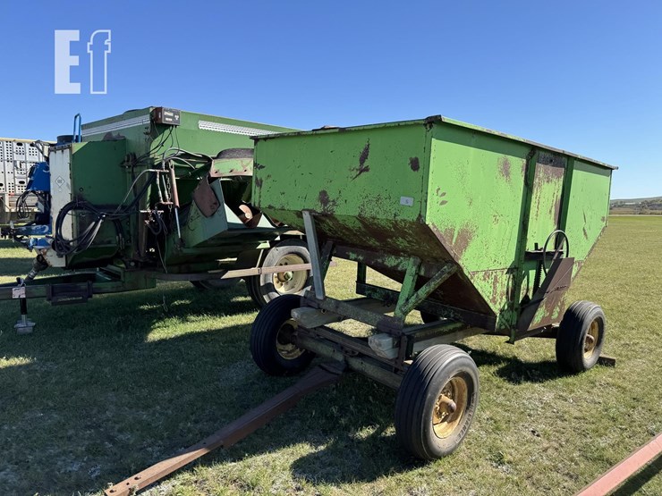 deere-tires-image-1