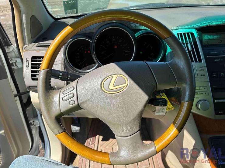2009-lexus-rx350-image-13