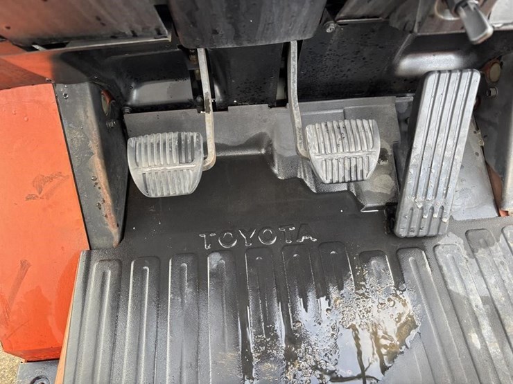 toyota-7fgcu20-image-25