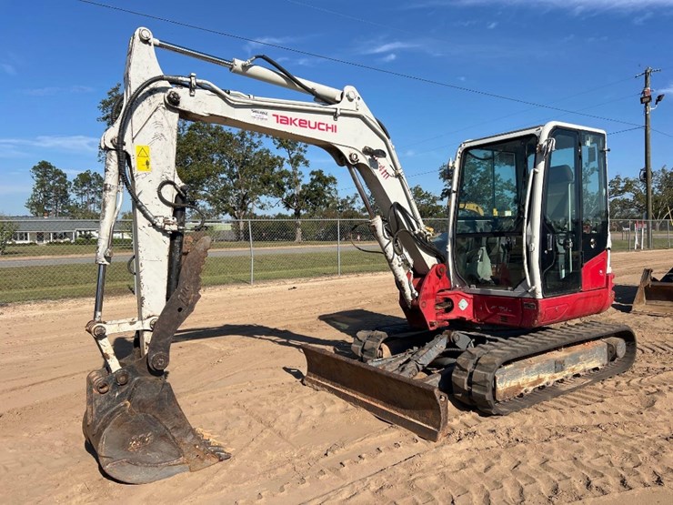 takeuchi-tb250-2-image-8