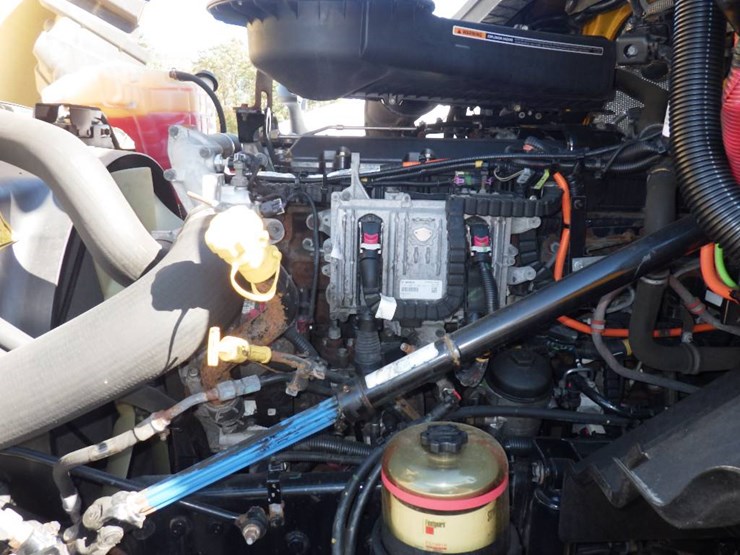 2019-international-lt-image-12