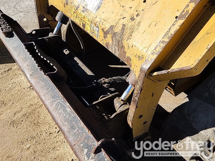 2018-caterpillar-289d-image-13