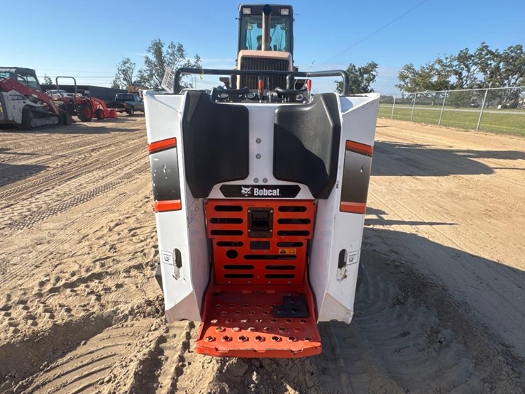 2023-bobcat-mt100-image-7