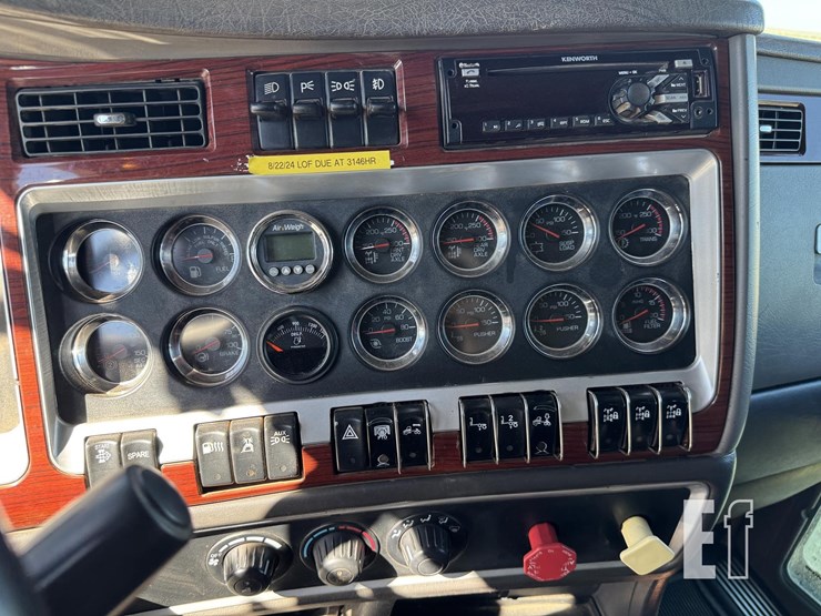 2009-kenworth-t800-image-78