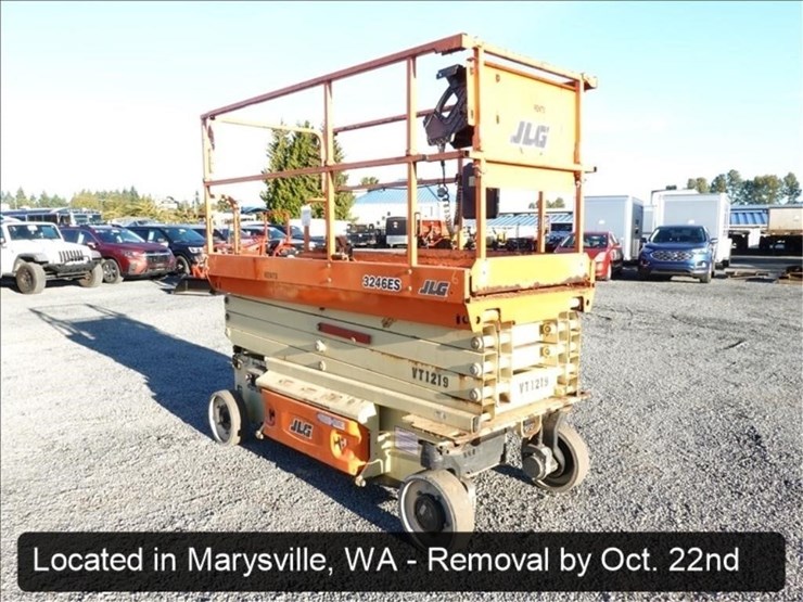 2020-jlg-3246es-image-5