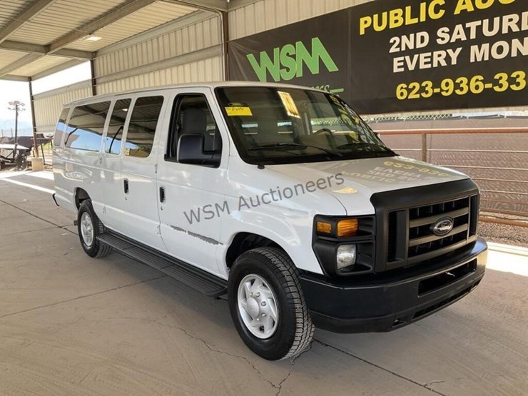2009-ford-e350-image-2