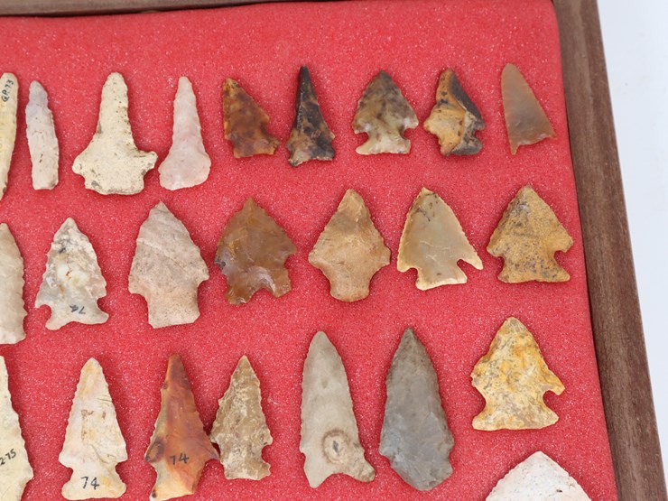 #19-•-#4164-•-(54)-framed-native-american-artifacts-image-8