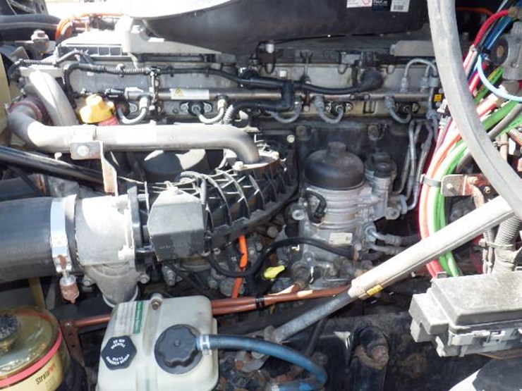 freightliner-cascadia-125-evolution-image-12
