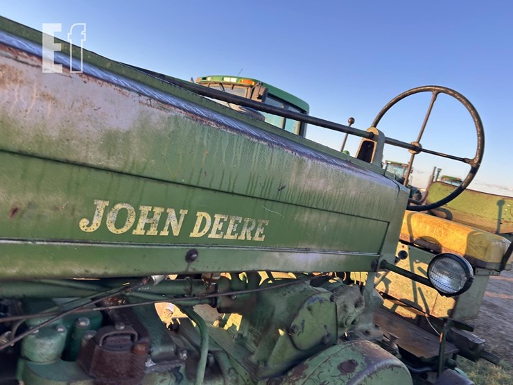 john-deere-70-image-17