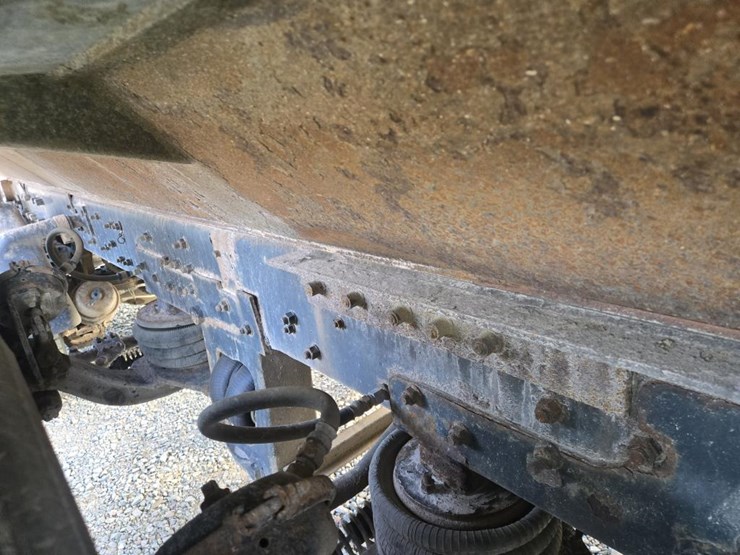 1997-mack-cl700-image-21