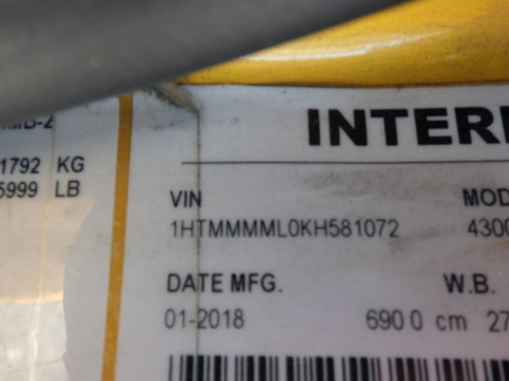 2019-international-durastar-4300-image-9