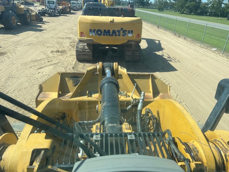 2016-caterpillar-950m-image-39