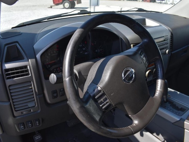 2006-nissan-titan-image-15