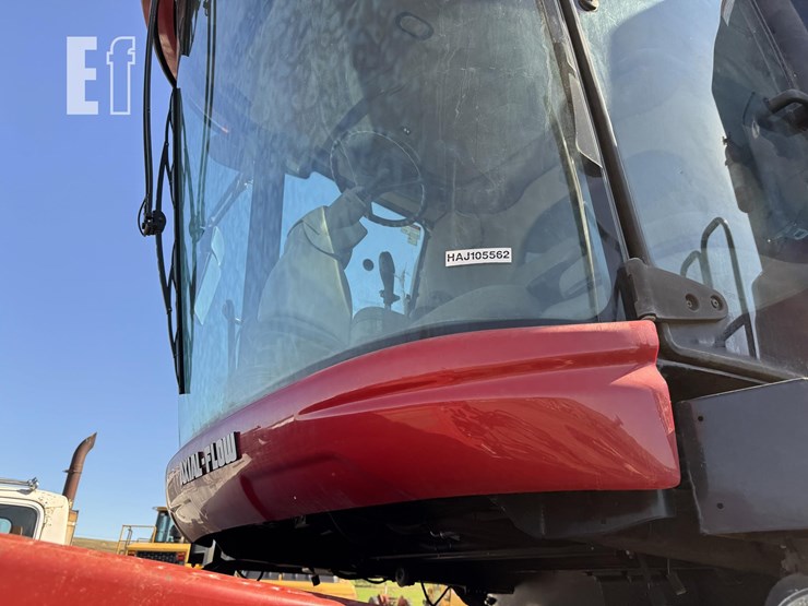 2004-case-ih-8010-image-31