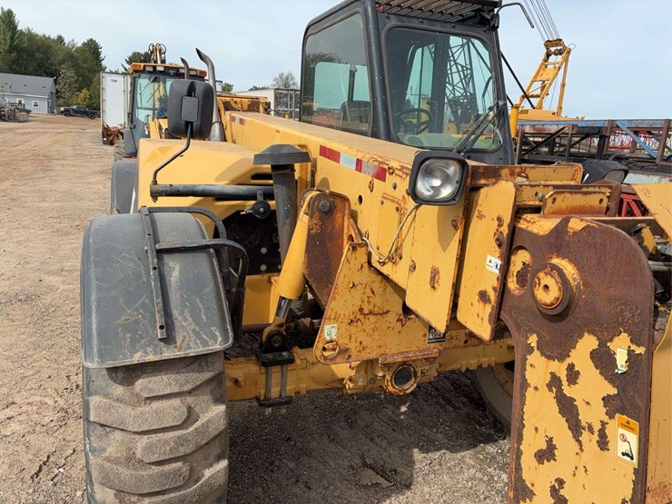 caterpillar-th63-image-4