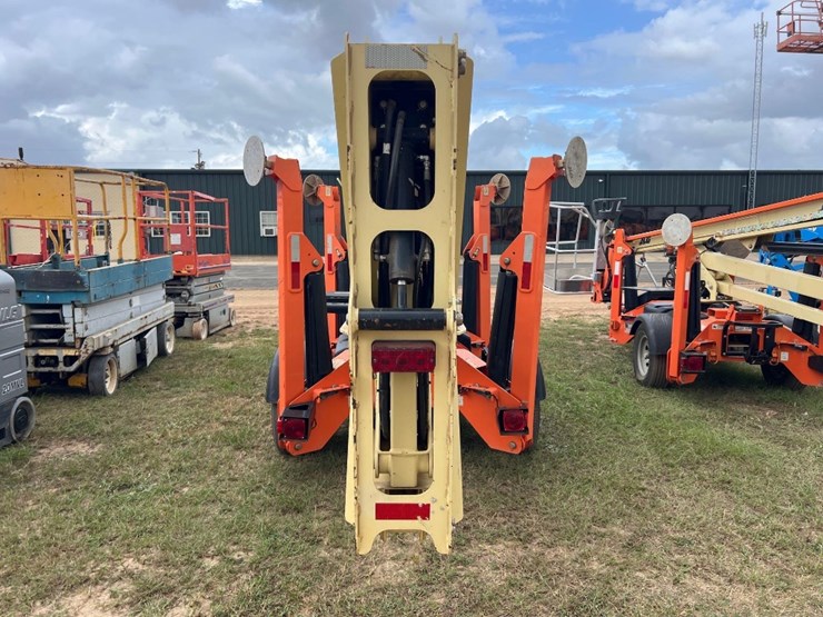 2018-jlg-t500j-image-3