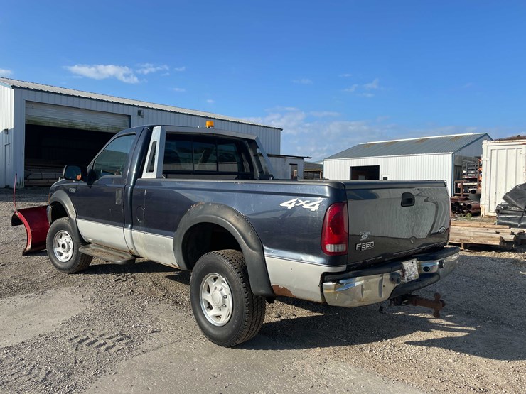 2000-ford-f250-xl-image-3