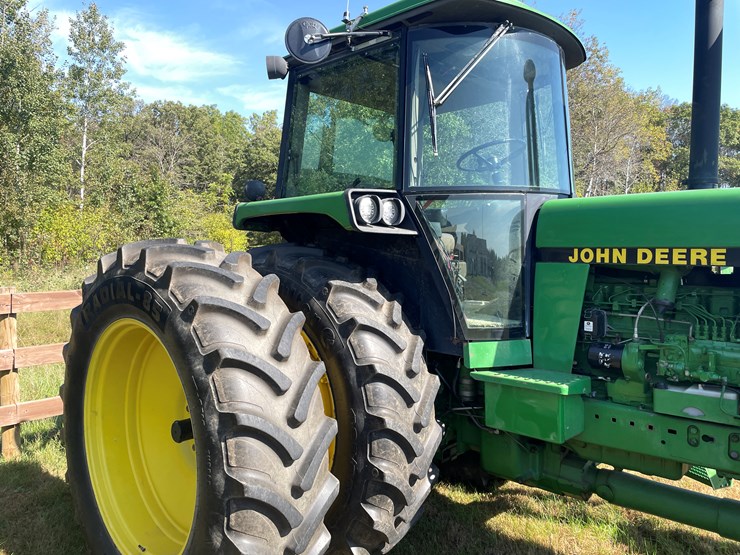 john-deere-4555-image-9