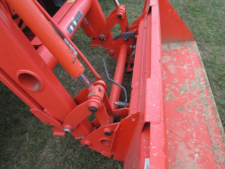 2020-kubota-la1154-image-19