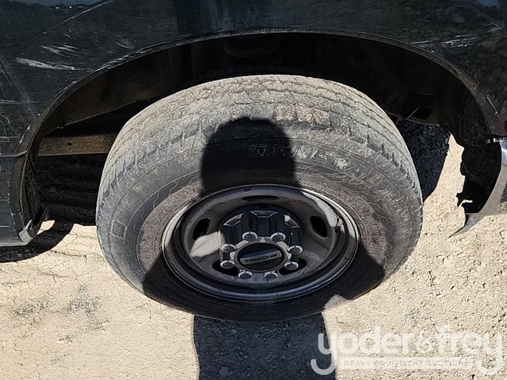 2020-ford-f250-xl-image-16