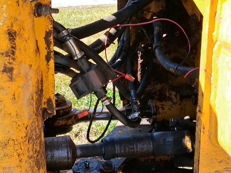1994-deere-540d-image-40