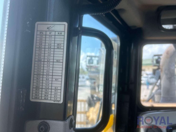 2017-caterpillar-d6t-lgp-image-31