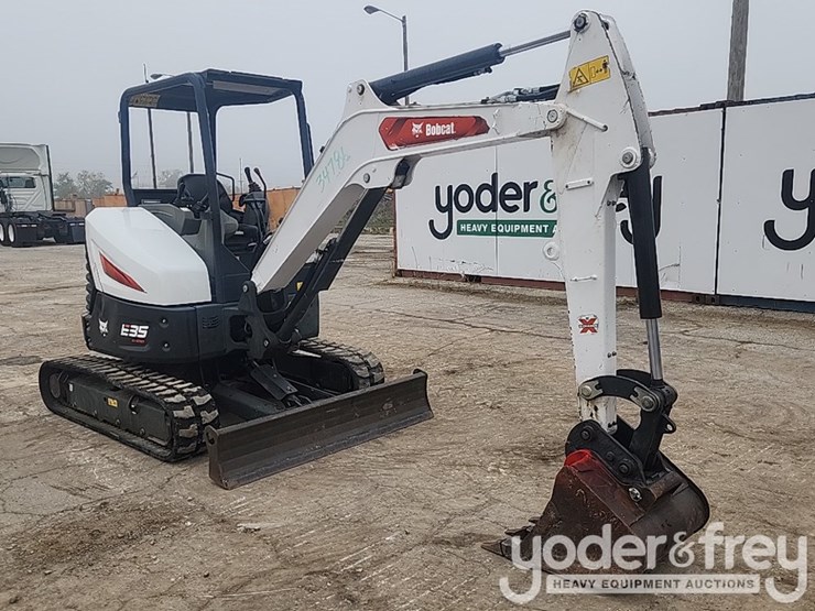 2022-bobcat-e35-image-7