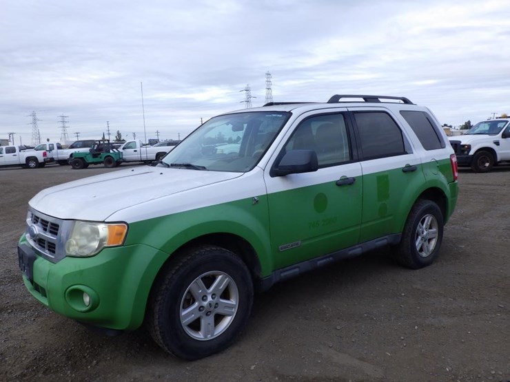 2008-ford-escape-image-1