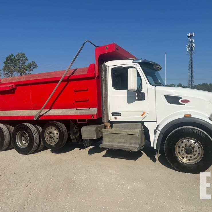2019 PETERBILT 567