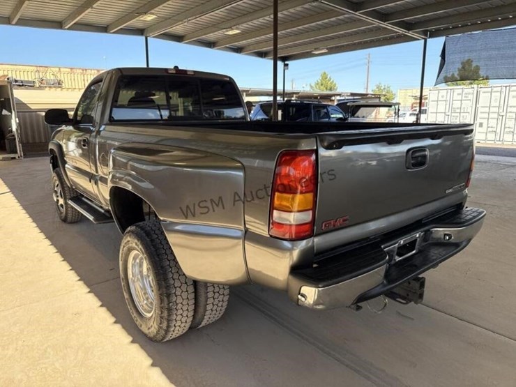 2002-gmc-sierra-2500hd-image-6