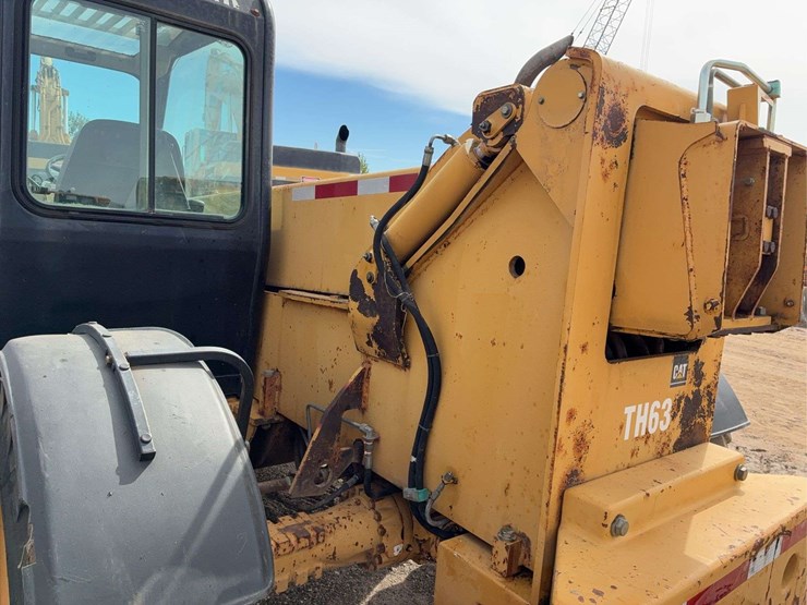 caterpillar-th63-image-20