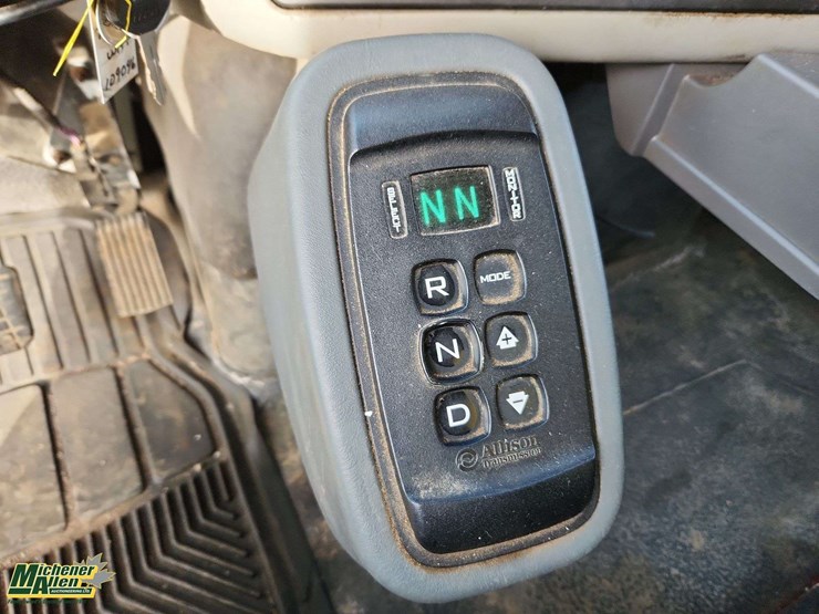 2016-international-workstar-7400-image-18