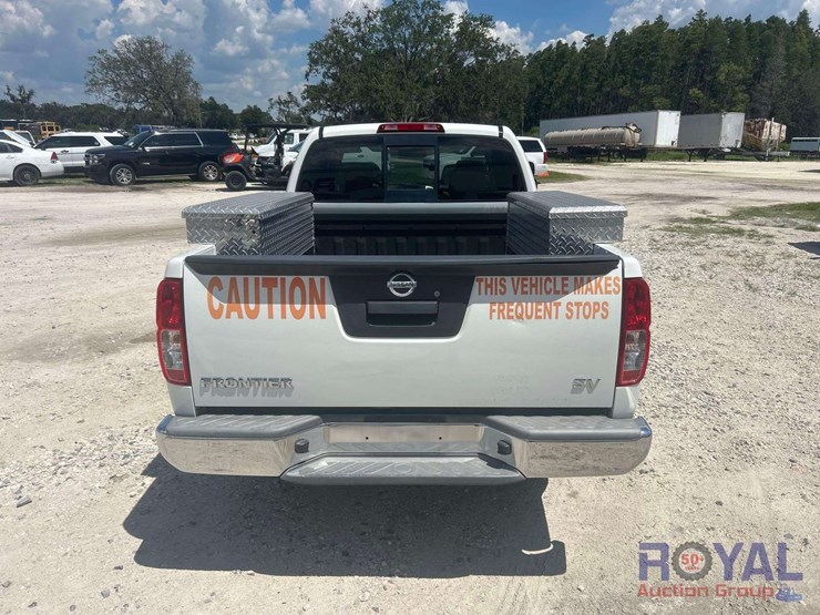 2017-nissan-frontier-image-18