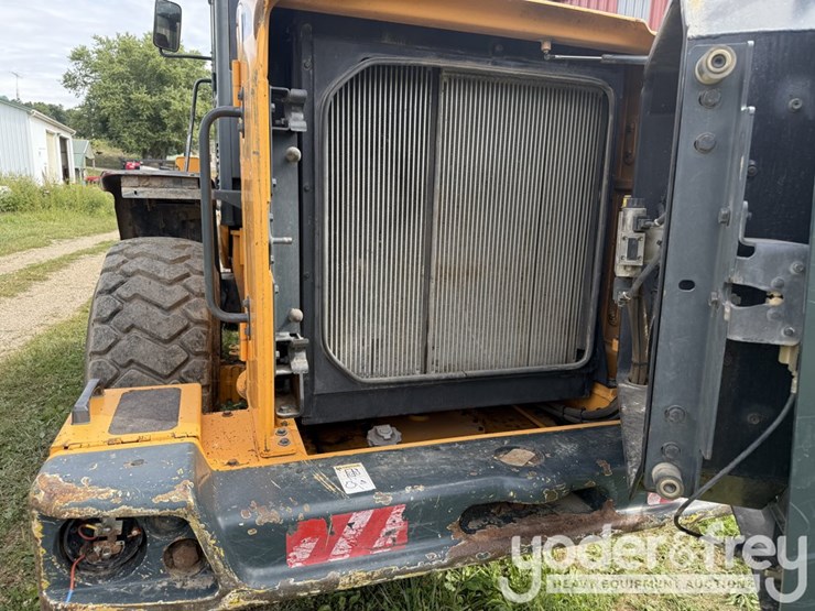 2011-hyundai-hl740-9-image-23