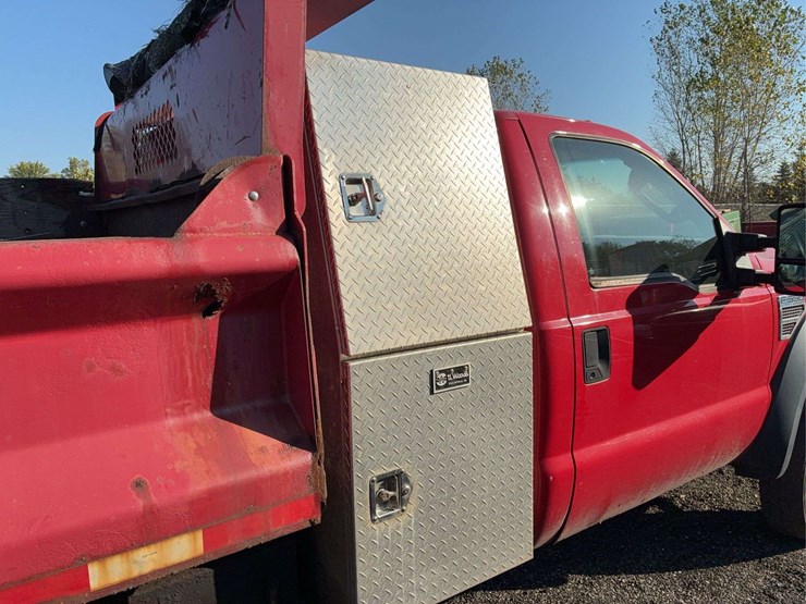 2008-ford-f550-image-19