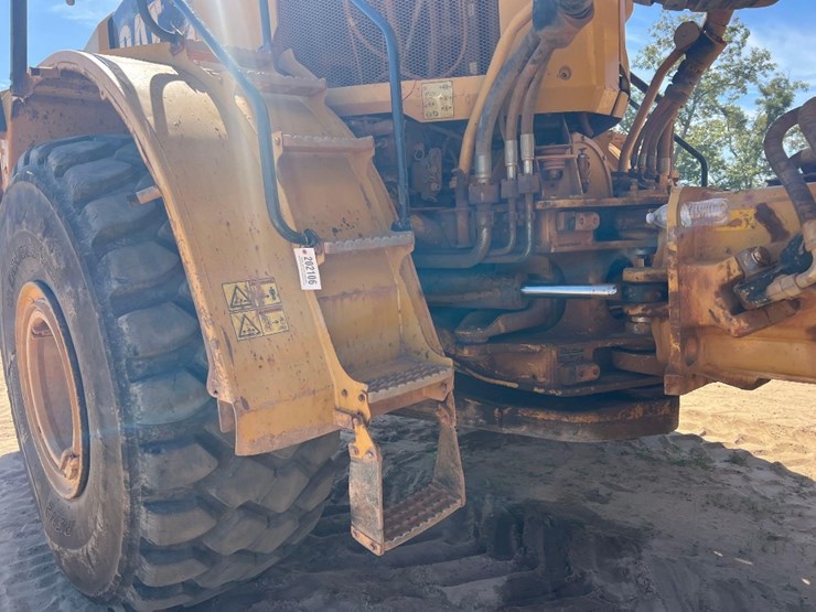 caterpillar-740b-image-16