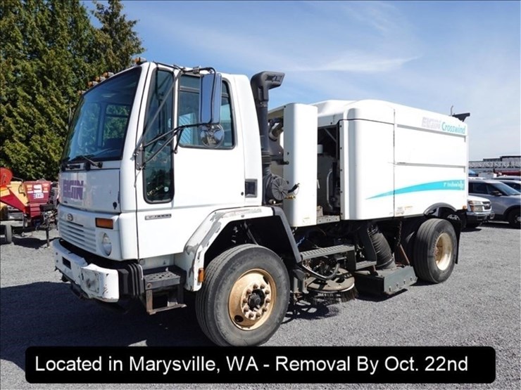 2002-sterling-sc8000-image-1