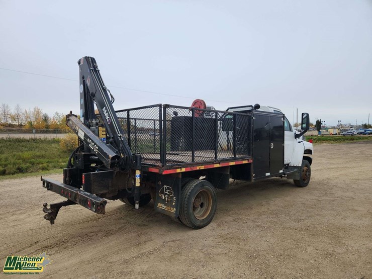 2005-gmc-topkick-c5500-image-4