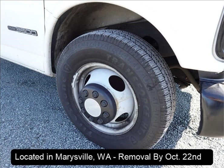 1999-gmc-3500-image-13