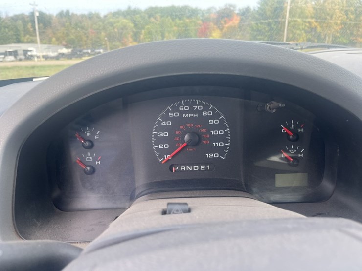 2007-ford-f150-xl-image-35