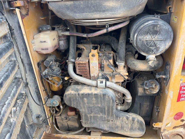 caterpillar-259d3-image-29