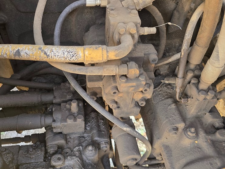 komatsu-pc750-se-image-78